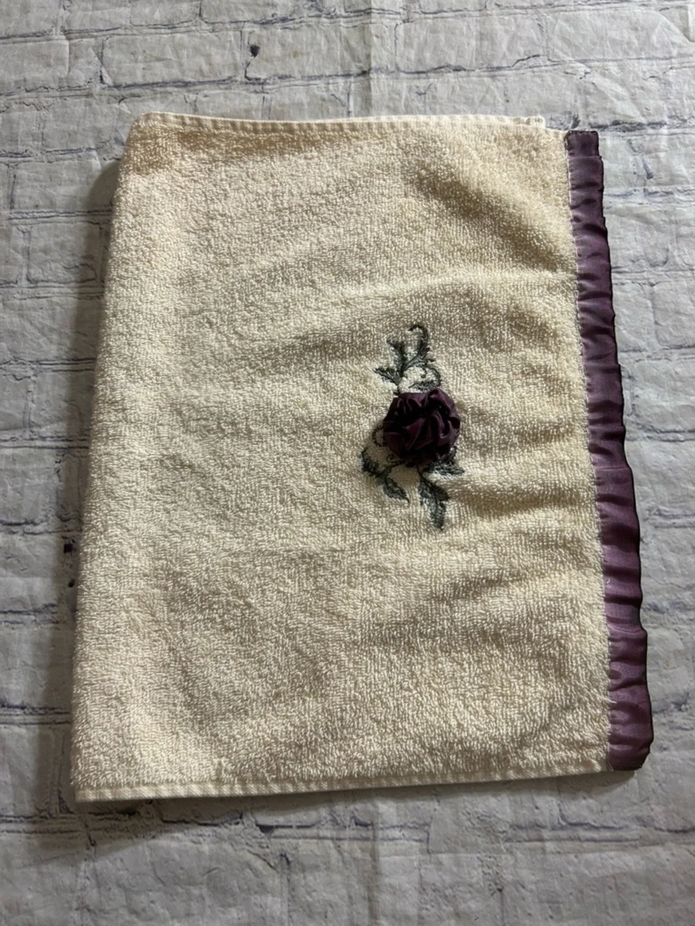 VOHANN DIV.OF DONISA INC. 100% COTTON MADE IN INDIA BATH TOWEL & HAND TOWEL